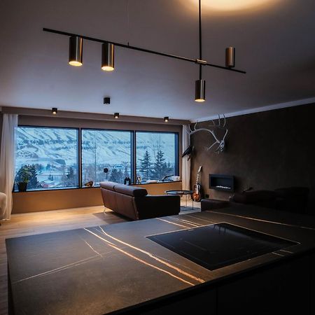 Botnahlid Villa, Mountain And Town Views And Outdoor Sauna Seyðisfjörður エクステリア 写真